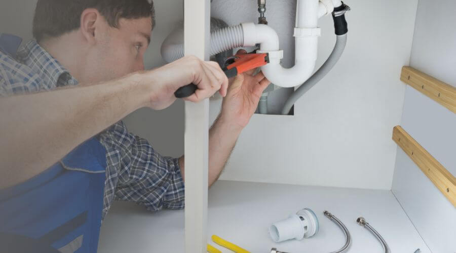 Professional emergency plumbing in Yancey, TX